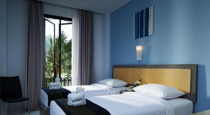 El Hotel Malang Exterior photo